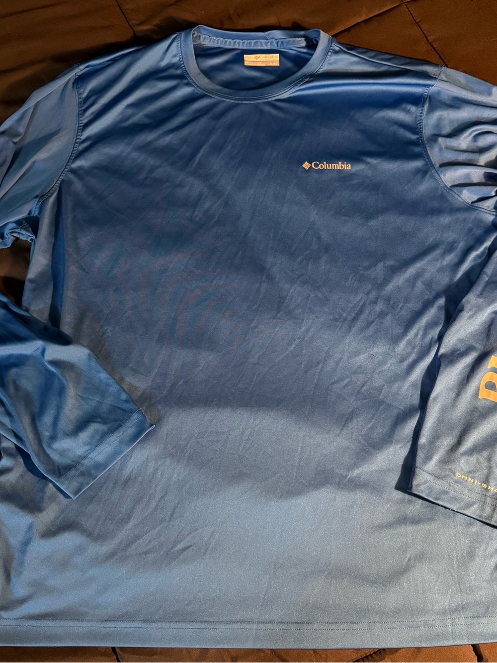 Columbia Men's Long-Sleeve Performance Tee in Blue